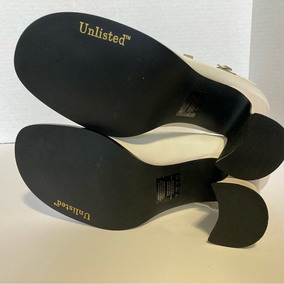 Unlisted Brand Women Mary Jane- Chunky Heel Round Toe- Sz 10-2.5 In. Heel- NWOB - Picture 5 of 5